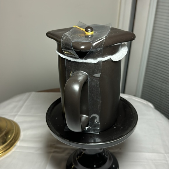 Rae Dunn Class of 2023 graduation coffee/tea mug - Picture 3 of 6